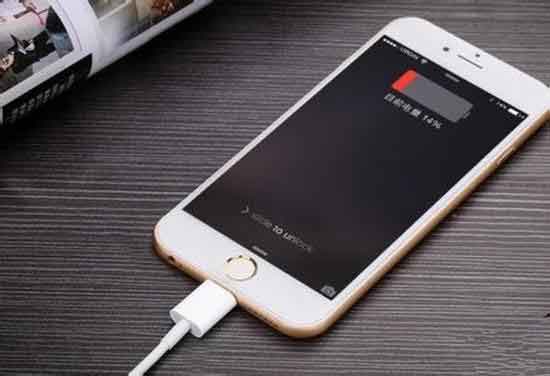 苹果维修服务：iPhone 8充电发热怎么办？